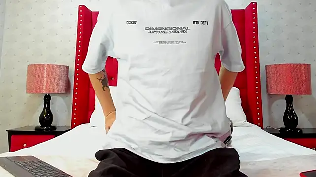 NickWild webcam show