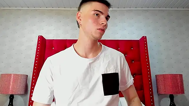 Pokazy przed kamerką – NickWild