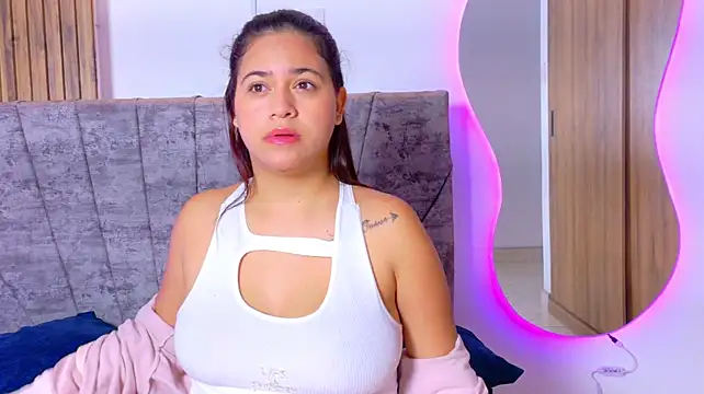 XXX chat uživo modela Helena_Morgan