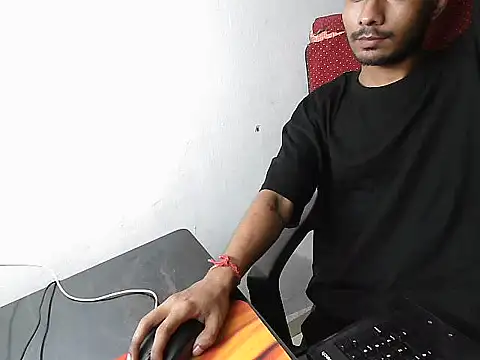 yourssecretsanta Show Webcam