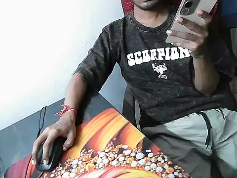 yourssecretsanta ওয়েবক্যাম শো