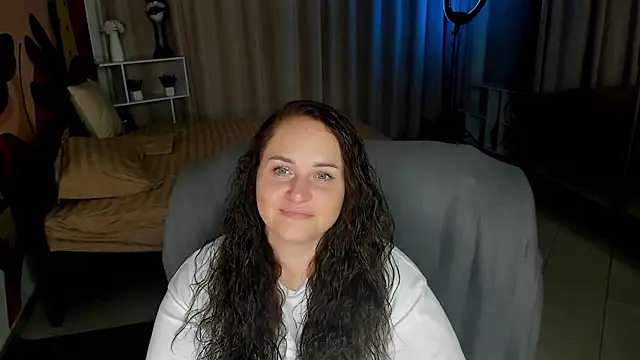 دردشة Chorna_Rouse الجنسية المباشرة