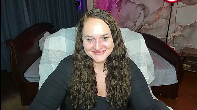 Chatroom XXX en direct de Chorna_Rouse