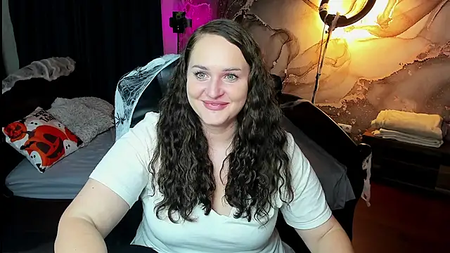 צ'אט XXX בשידור חי של Chorna_Rouse