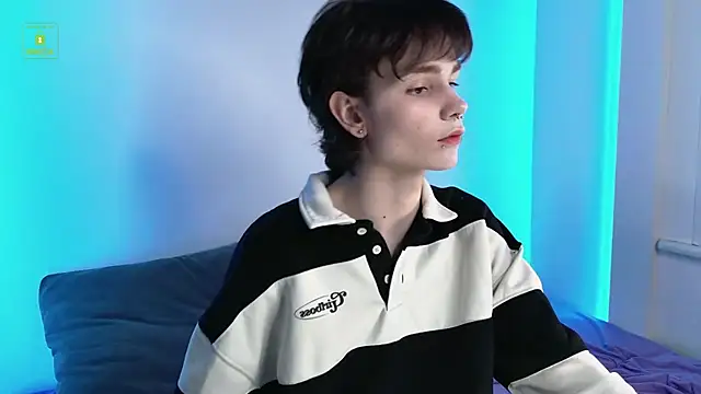 Show modela Trixy_Quinn na web-kameri