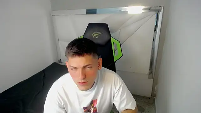 Pollowet Webcamshow