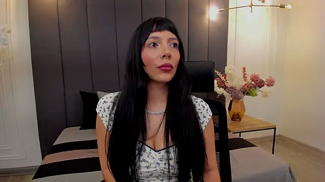 عرض كام LalithDevi