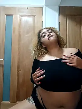 Chatroom XXX en direct de CarnalScandal