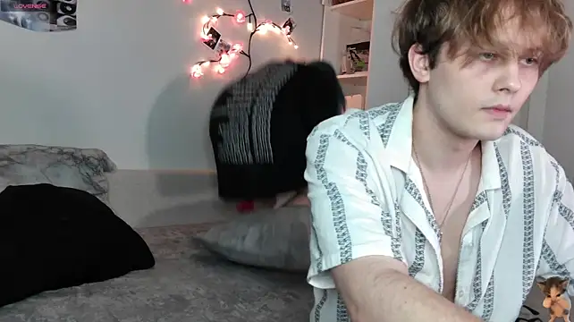 emilia_off0 Webcam show