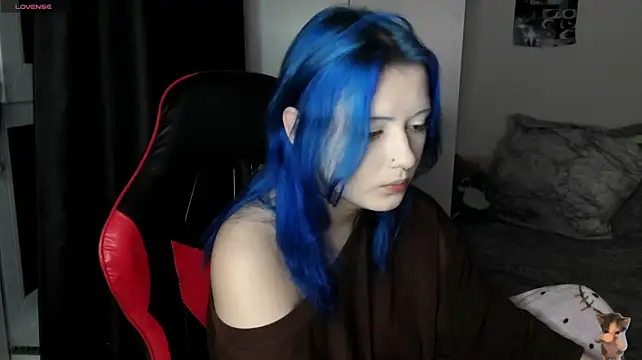 emilia_off0n Webbikameraesitys