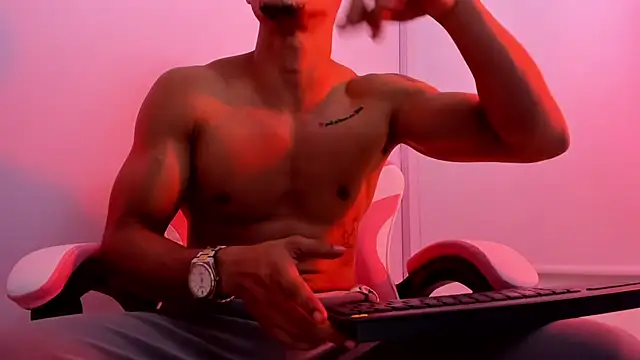Radly_Andrew's Webcam Show