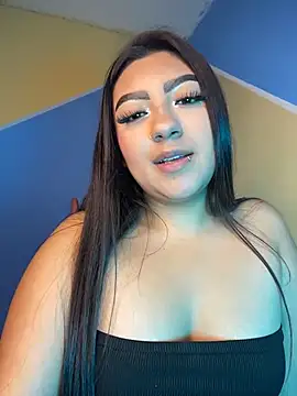 Laulin_TayyyX Webcam Show