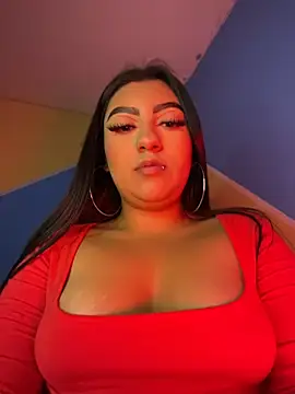 Laulin_TayyyX's Webcam Show