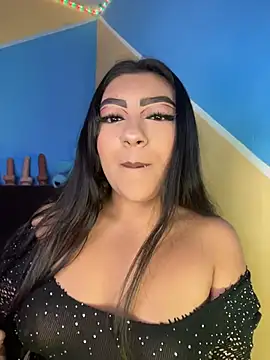 Laulin_TayyyX's Webcam Show