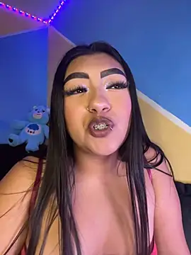 Laulin_TayyyX Webcam-Show
