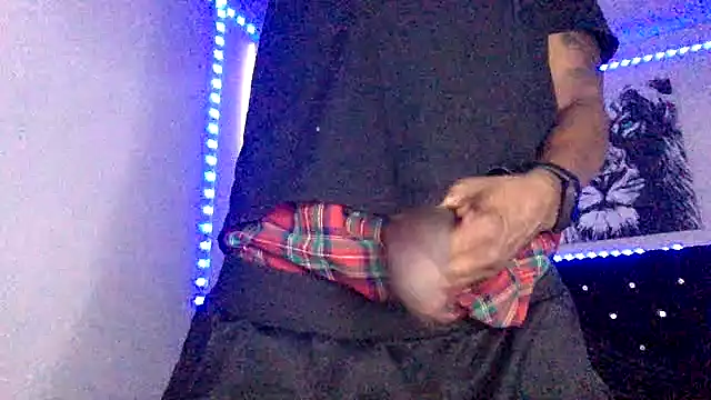 BigDaddyDyn Webbikameraesitys