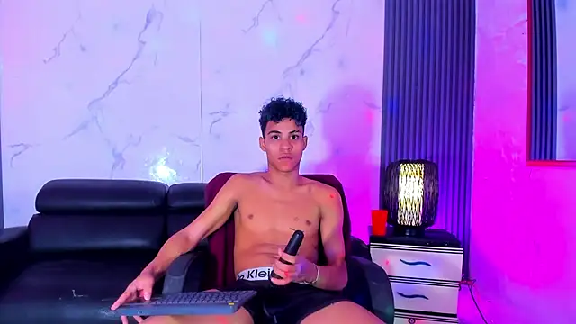 Show de webcam de Ares_pervercity