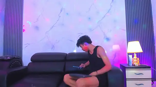 โชว์เว็บแคมของ Ares_pervercity