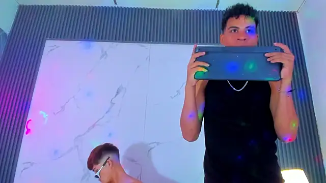 Show de Ares_pervercity na webcam