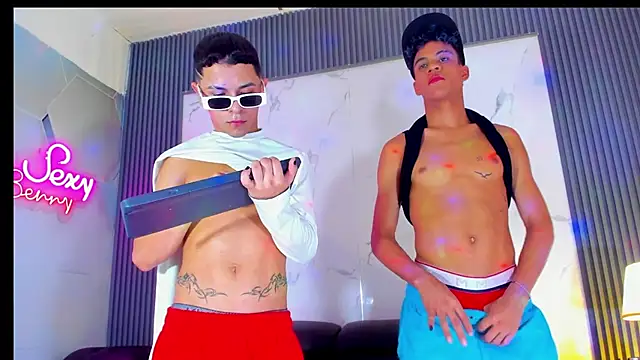 Show de Ares_pervercity na webcam