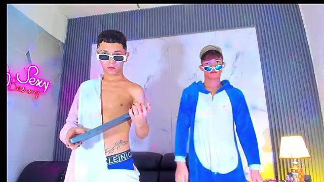 Webkamerová show Ares_pervercity