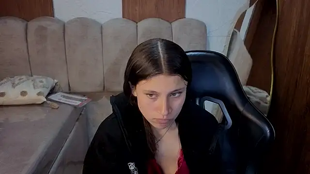 Chatroom XXX en direct de Blonde_Doll_v