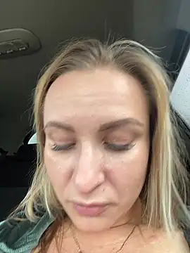 Show modela sweetOlga na web-kameri