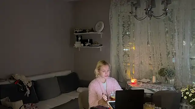 MauiBae 라이브 XXX 채팅