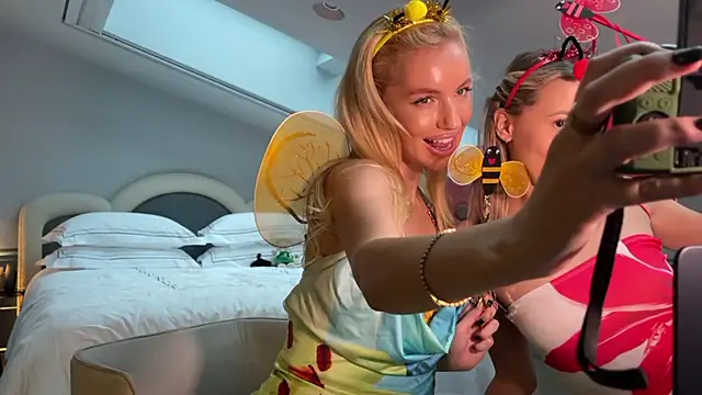 MauiBae Adlı Modelin Web Kamerası Şovu