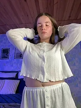 Bombshell_Mira Webcam-Show