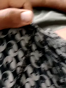 הופעת וובקאם של deebola
