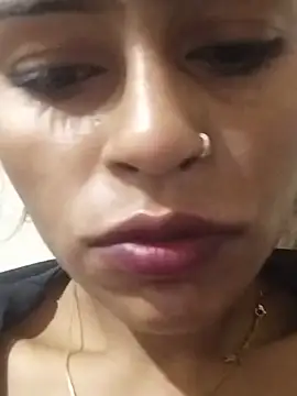 Raseeli_bhabhi1 Adlı Modelin Web Kamerası Şovu