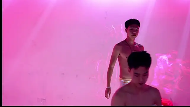 Show webcam de Heartbroken-boys-002