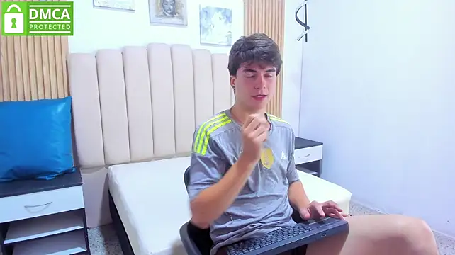 JEINS_FISHER – webcam-show