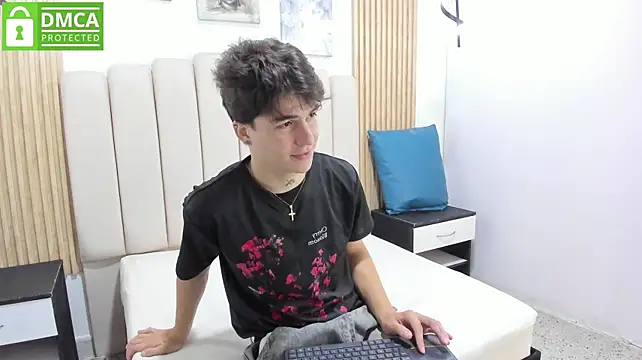 JEINS_FISHER webcam show