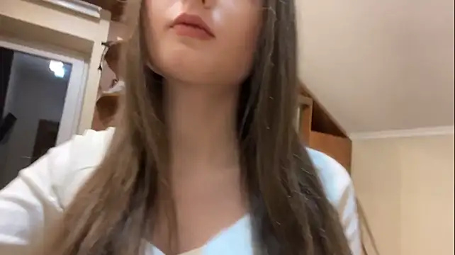 ShennaChiaminto Live XXX-Chat