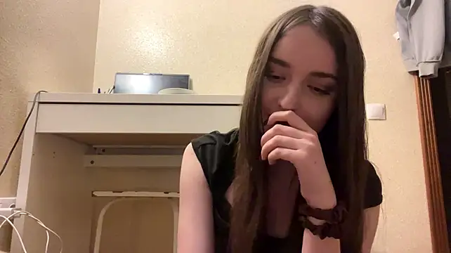 ShennaChiaminto 라이브 XXX 채팅