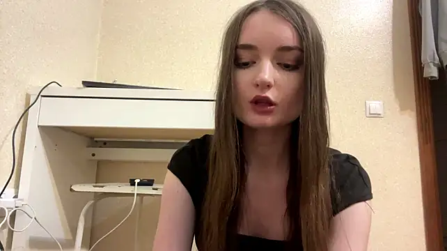 ShennaChiaminto Webcam show