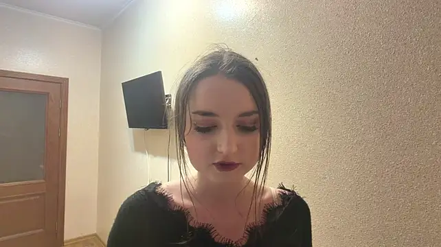 ShennaChiaminto 라이  브 XXX 채팅