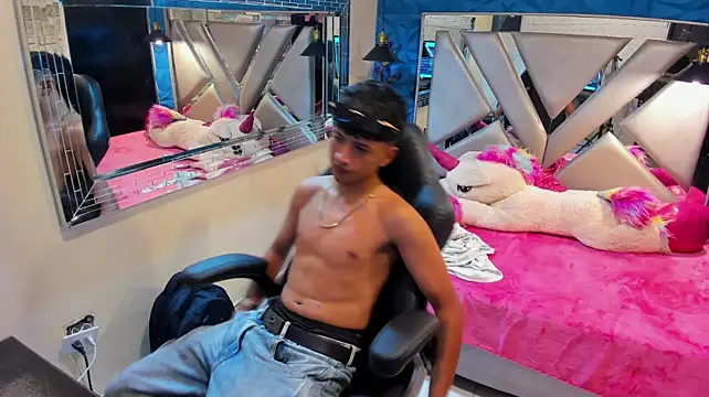 Show modela Mr_Dylan1 na web-kameri