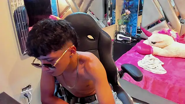 Webkamerová show Mr_Dylan1