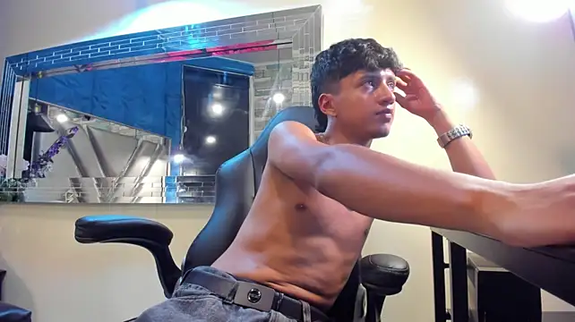 Webkamerová show Mr_Dylan1