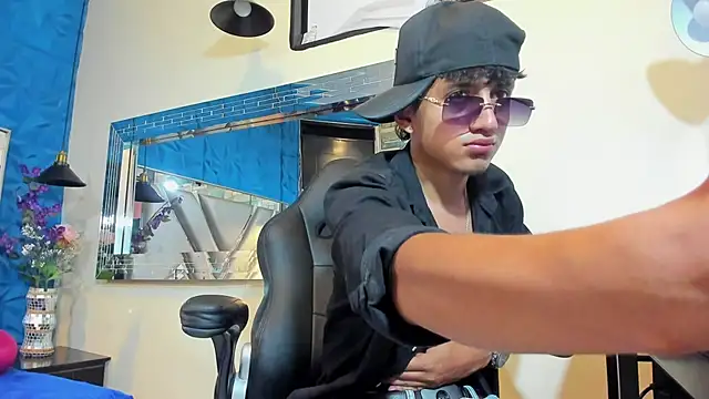 Show modela Mr_Dylan1 na web-kameri