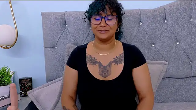 bella_trix01 Pertunjukan Webcam