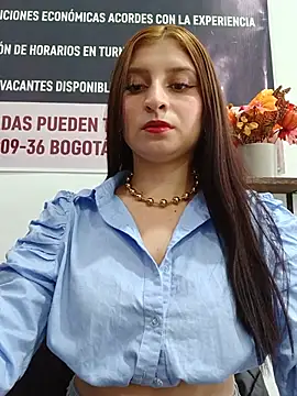 ALYSSON__29 Show in webcam