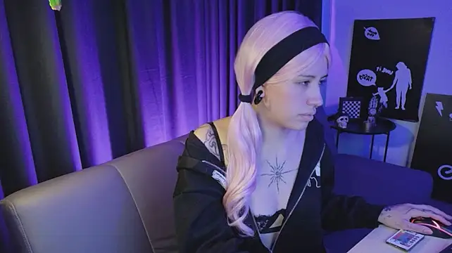 amimodee Webcamshow
