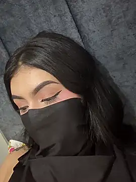 zharaaa18 webcam show