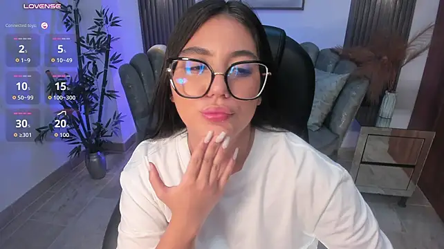 Chat +18 de Rubi_Monroe ao vivo