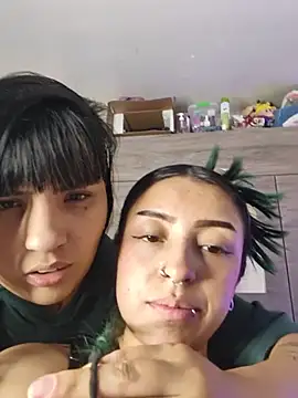 Val_Lau Webcam Show