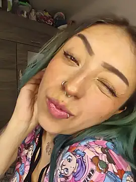 Val_Laun Webbikameraesitys